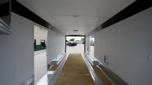 BG-Snow-Interior-F-to-B