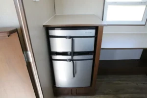 visto-trailers_cost-effective-fiberglass (6)