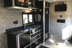 vistos-trailer_8.5x25bedroom (5)