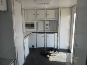 vistos-trailer_custom85x20-oilfield (6)