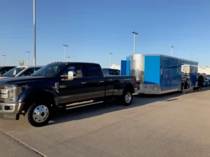 vistos-trailer_racetrailers2