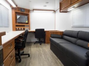 vistos-trailers_23rd (9)