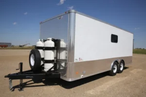 vistos-trailers_8-5x20-doghouse (11)