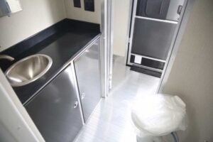 vistos-trailers_8.5x28bedroom (9)