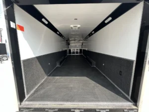 vistos-trailers_bumper-pull-race (33)