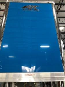 vistos-trailers_custom-blue-trailer (1)