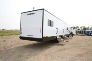 vistos-trailers_custom8x50-tower-rig-dog-house (6)