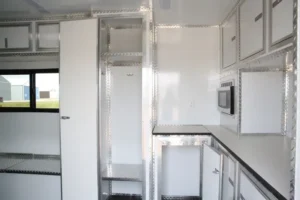 vistos-trailers_custom8x50-tower-rig-dog-house (9)