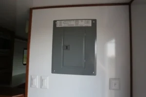 vistos-trailers_fiberglass-cold-weather-rear-entrance (20)