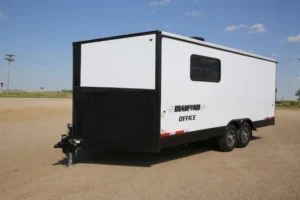 vistos-trailers_fiberglass-cold-weather-rear-entrance (21)