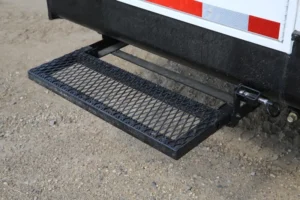 vistos-trailers_fiberglass-cold-weather-rear-entrance (9)