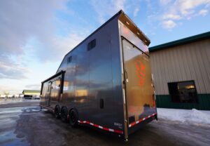 vistos-trailers_gooseneck-race-haulers (16)