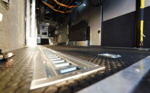 vistos-trailers_gooseneck-race-haulers (23)