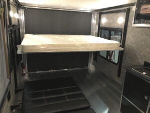 vistos-trailers_high-bed-room