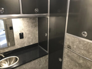 vistos-trailers_sink-closeup-truck-dark