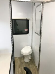 vistos-trailers_toilet