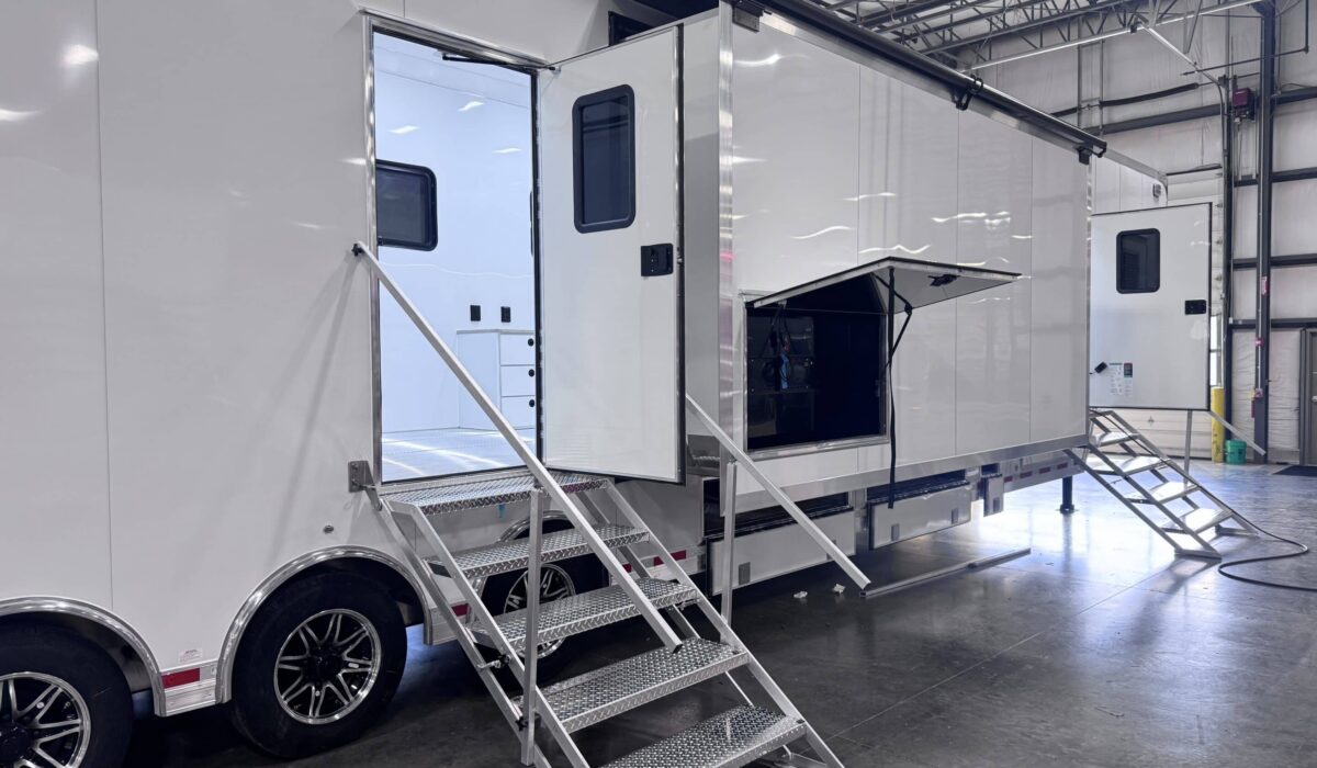 ATC Health Trailer - 233816 (8)