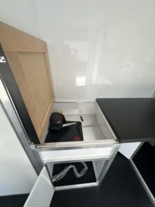 The Doghouse - DH20E (18)