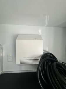 The Doghouse - DH20E (44)