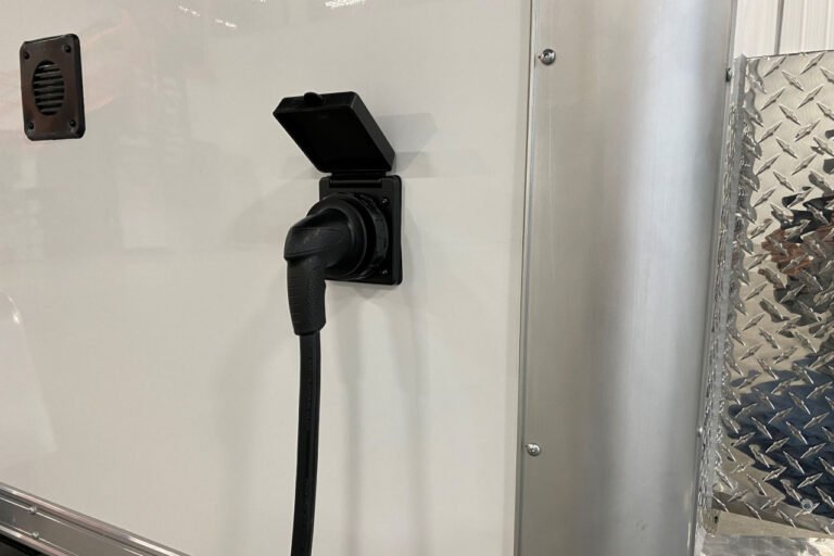 inTech 5'x8' Fiber Splicing Trailer - 4